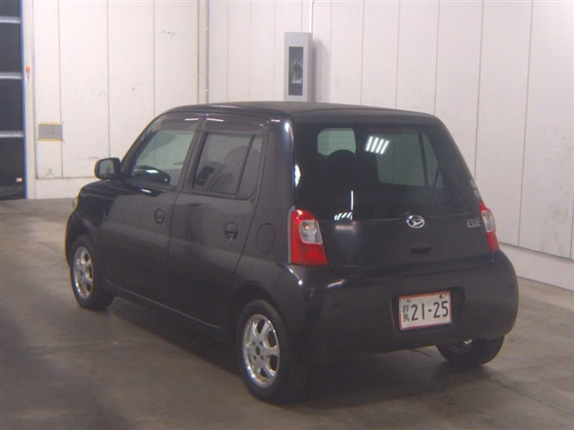 DAIHATSU ESSE