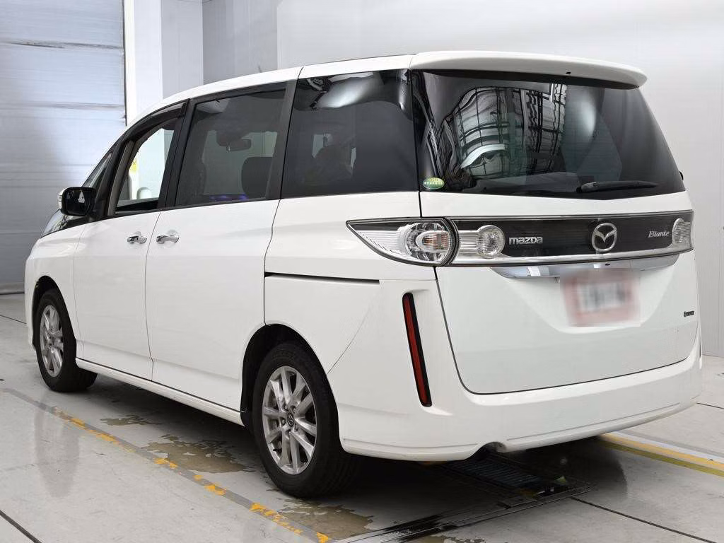 MAZDA BIANTE