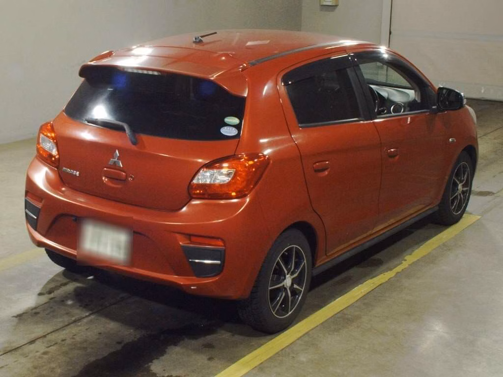 MITSUBISHI MIRAGE
