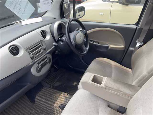 DAIHATSU MOVE LATTE