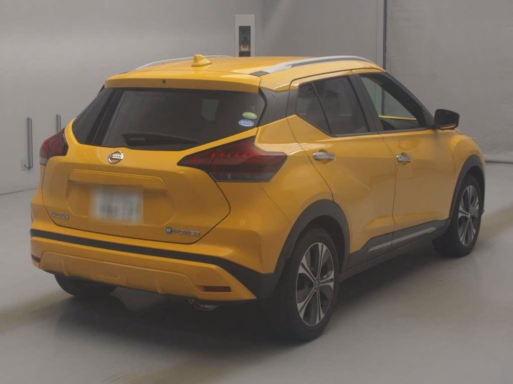 NISSAN KICKS