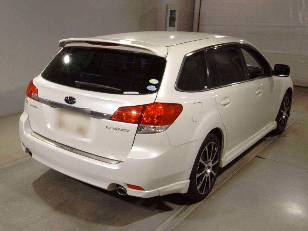 SUBARU LEGACY