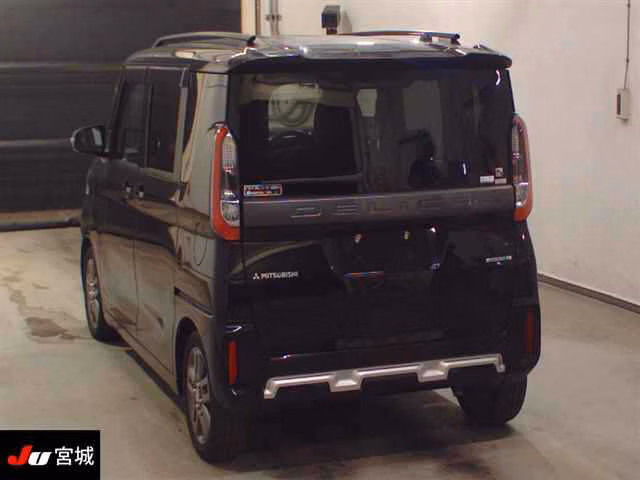 MITSUBISHI DELICA MINI