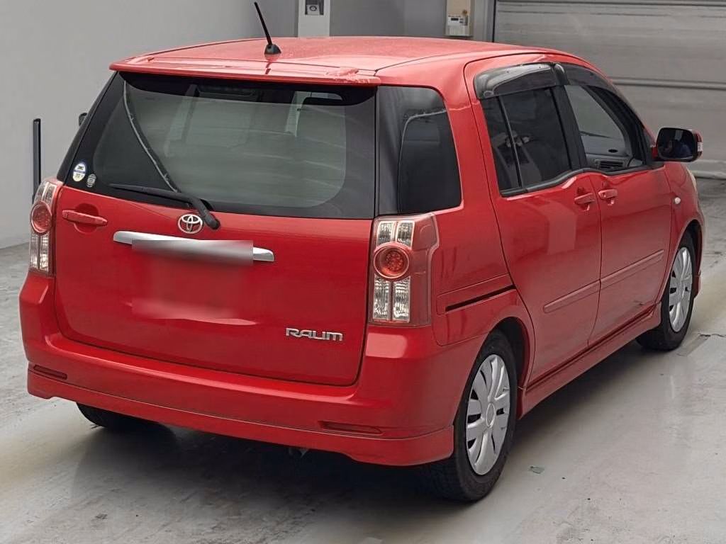 TOYOTA RAUM