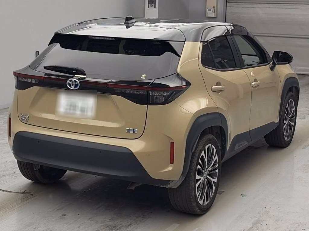 TOYOTA YARIS CROSS