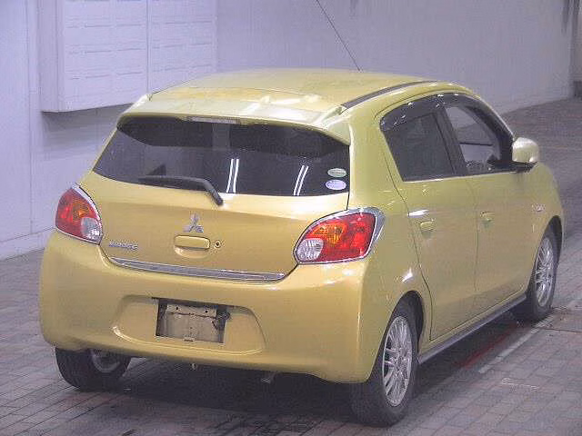 MITSUBISHI MIRAGE