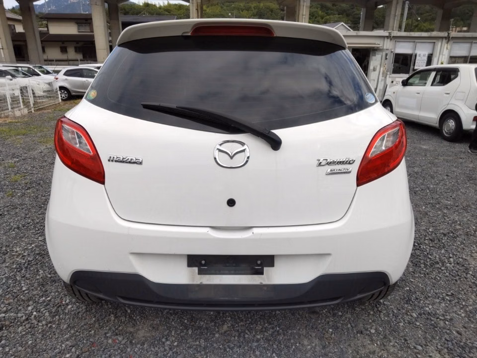 MAZDA DEMIO