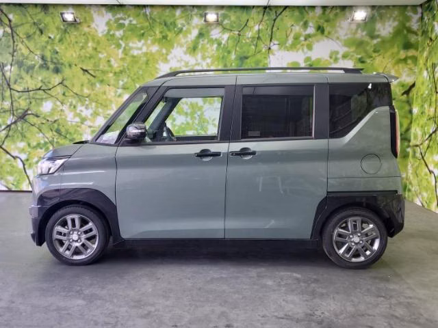 MITSUBISHI DELICA MINI