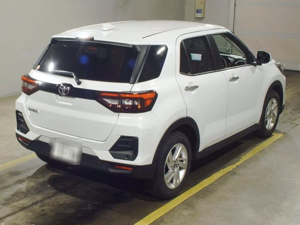 TOYOTA RAIZE