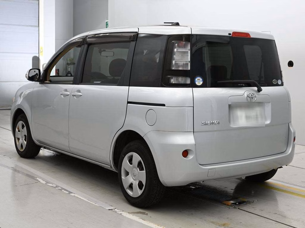 TOYOTA SIENTA