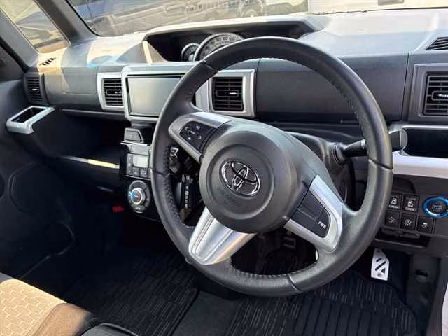 TOYOTA PIXIS MEGA