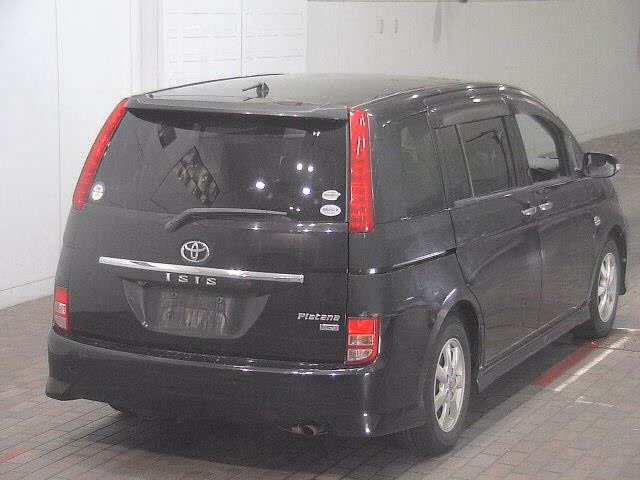 TOYOTA ISIS