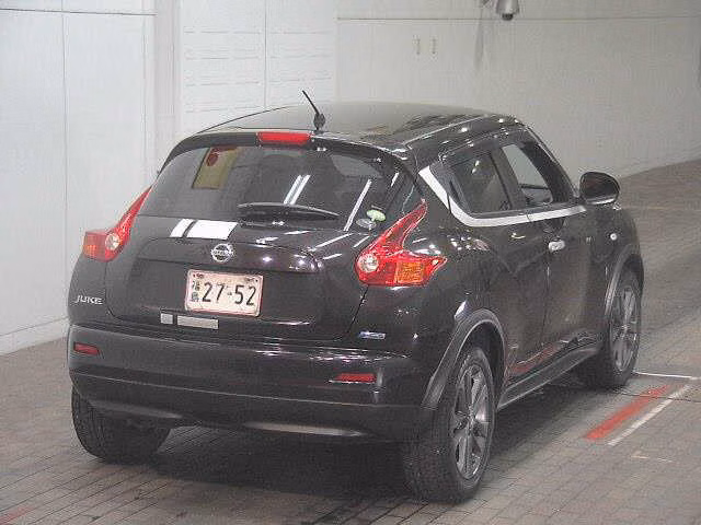 NISSAN JUKE