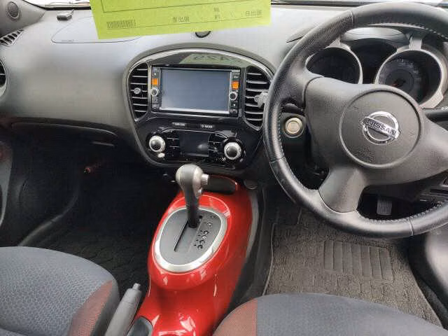 NISSAN JUKE