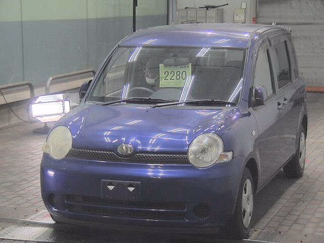 TOYOTA SIENTA