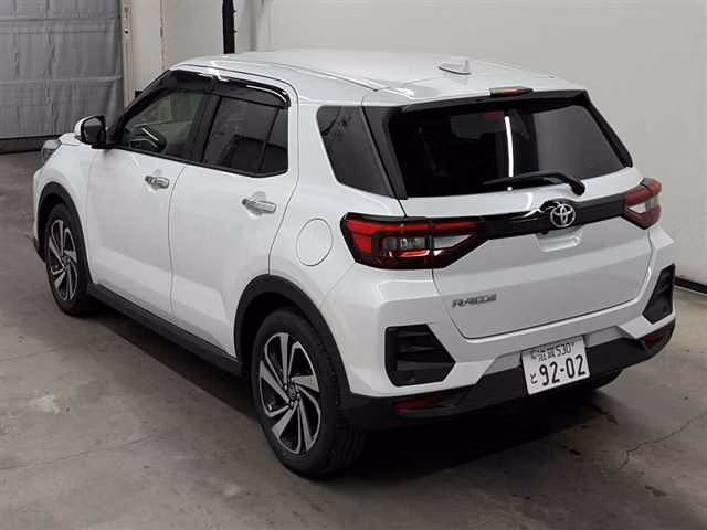 TOYOTA RAIZE