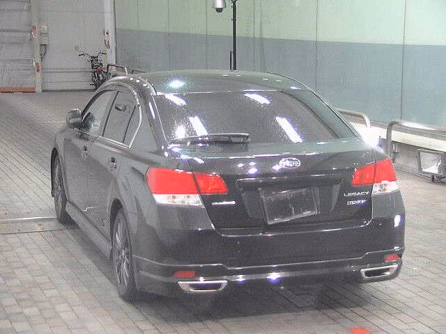 SUBARU LEGACY B4
