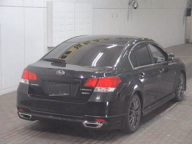 SUBARU LEGACY B4