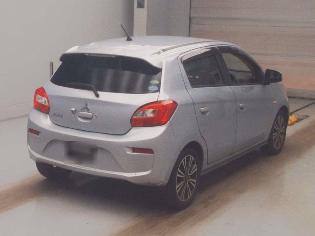MITSUBISHI MIRAGE