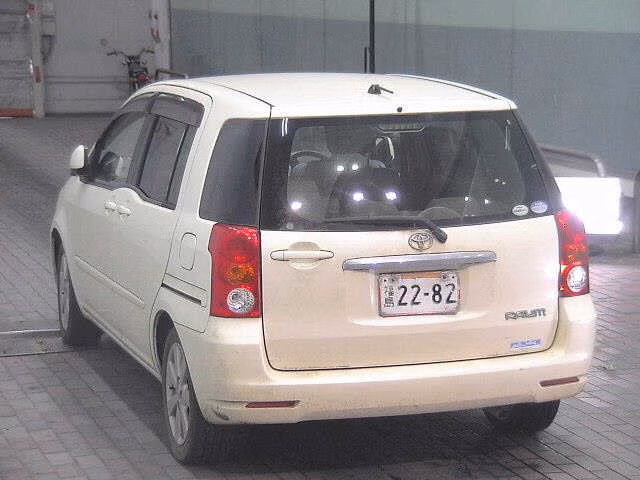 TOYOTA RAUM