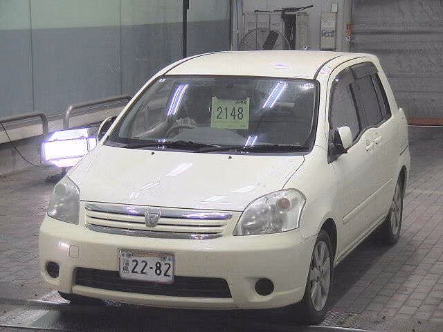TOYOTA RAUM