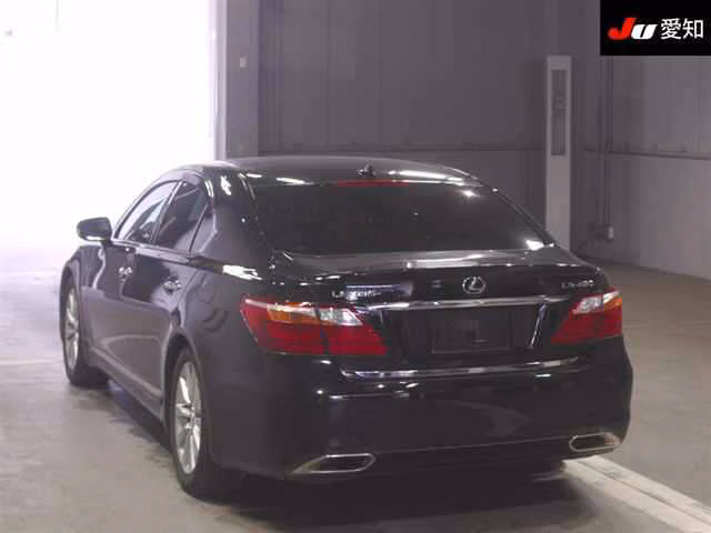 LEXUS LS460