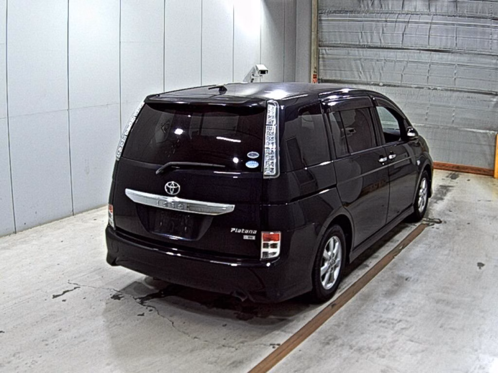 TOYOTA ISIS