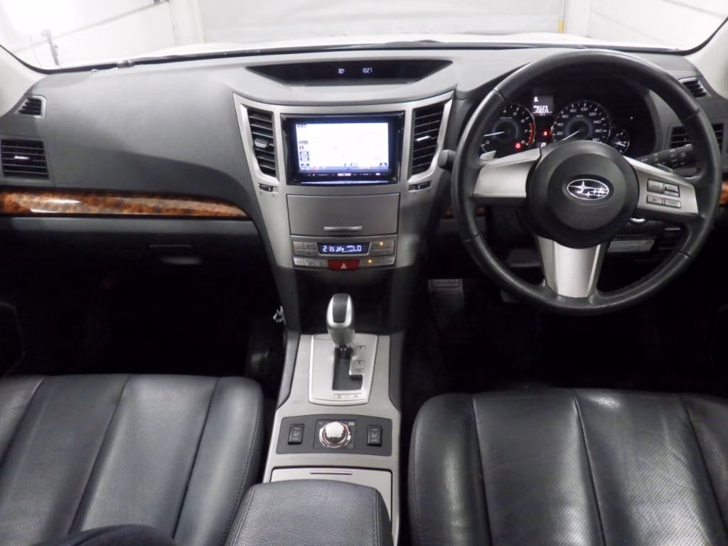 SUBARU OUTBACK