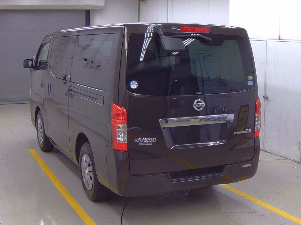 NISSAN NV350 CARAVAN