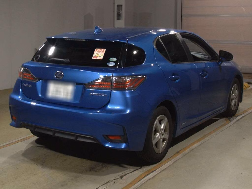 LEXUS CT200H