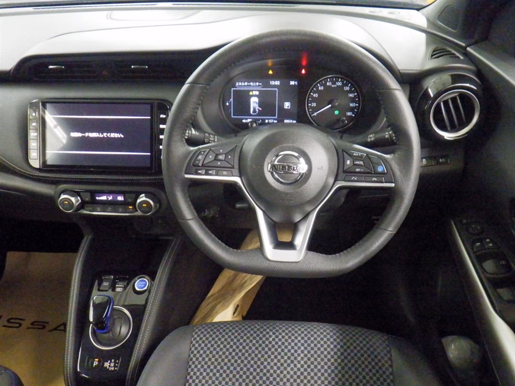 NISSAN KICKS