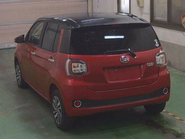 DAIHATSU BOON