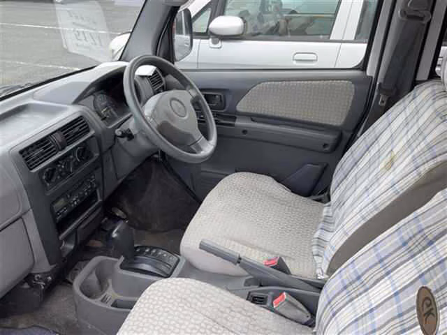 MITSUBISHI TOWN BOX