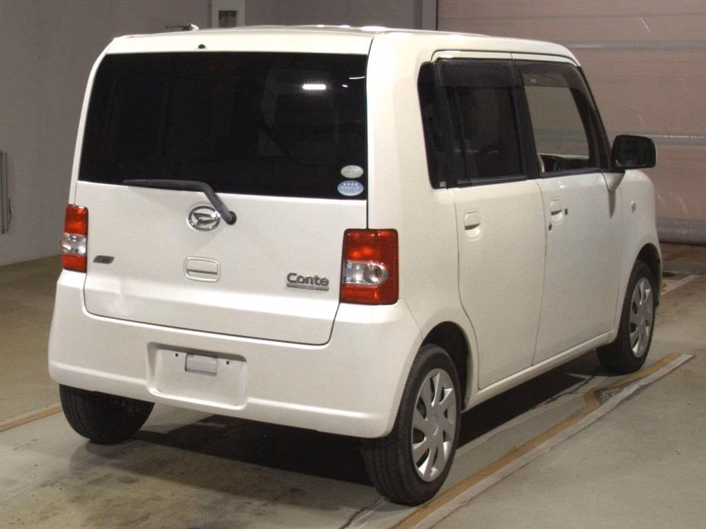 DAIHATSU MOVE CONTE