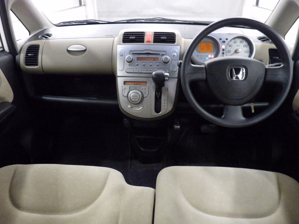 HONDA LIFE