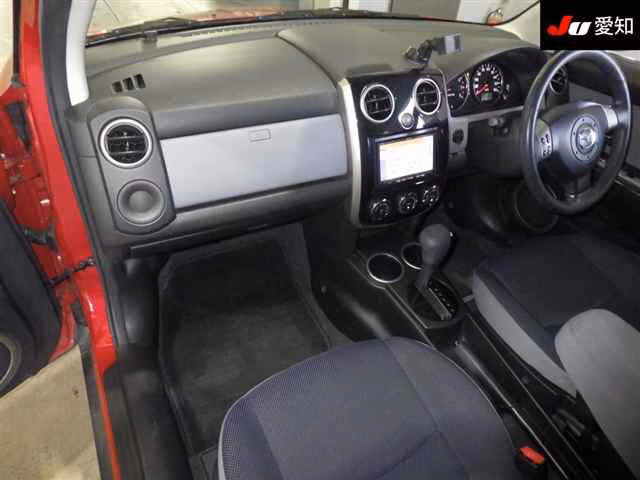 MAZDA VERISA