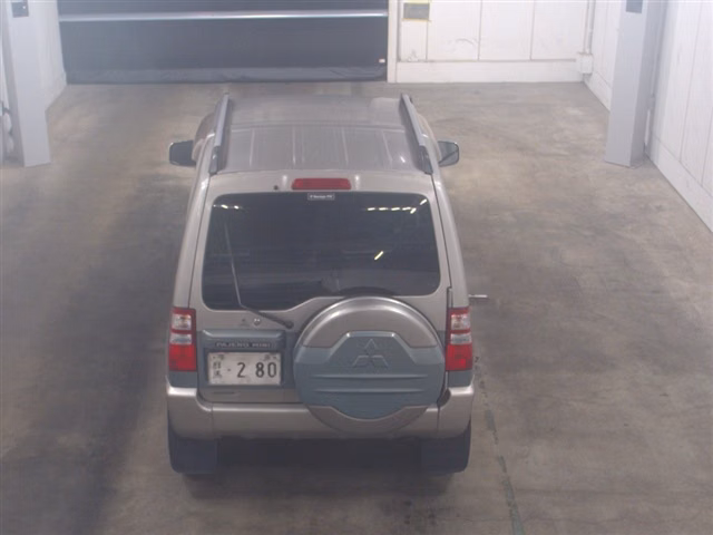 MITSUBISHI PAJERO MINI