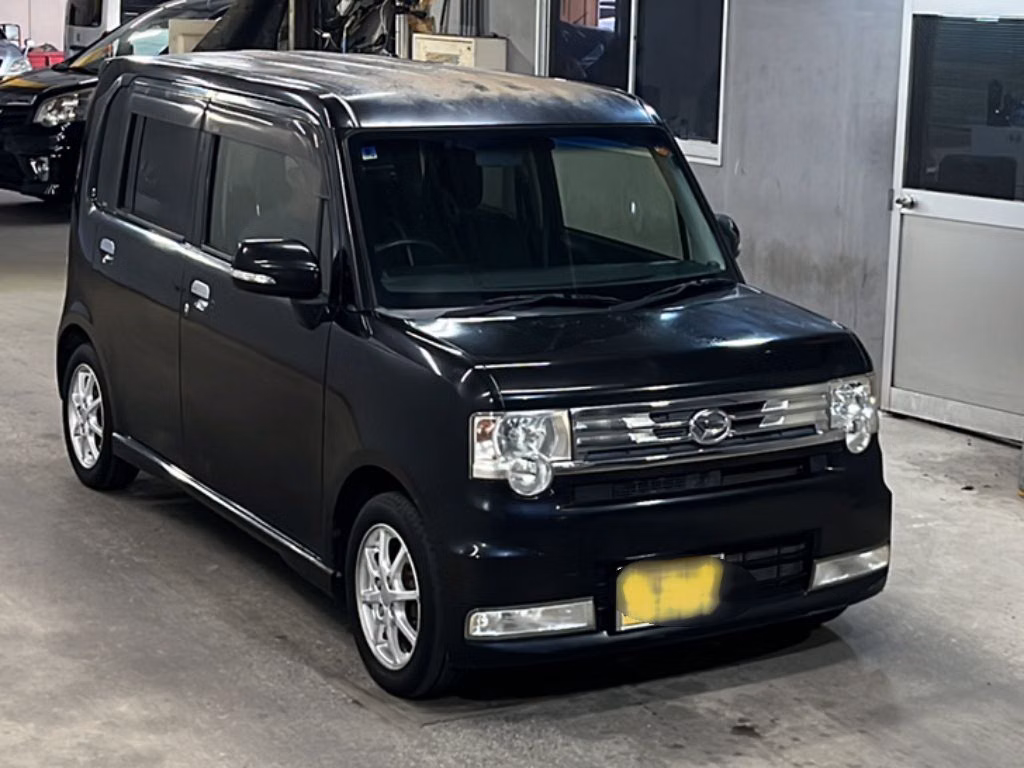 DAIHATSU MOVE CONTE