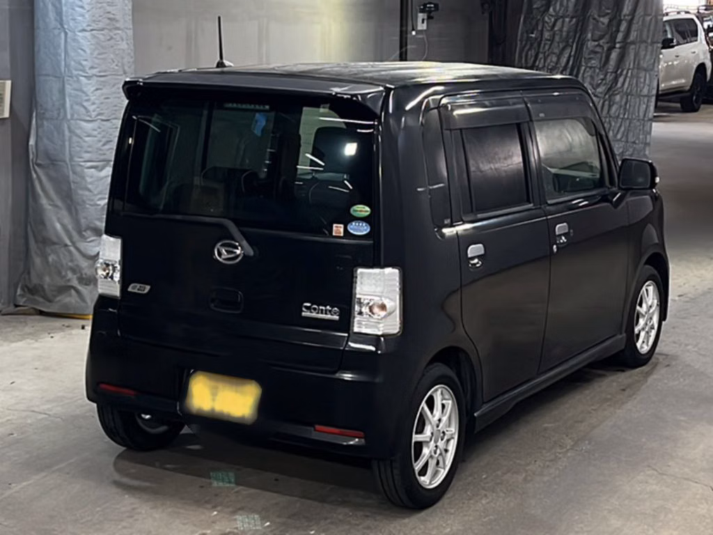 DAIHATSU MOVE CONTE