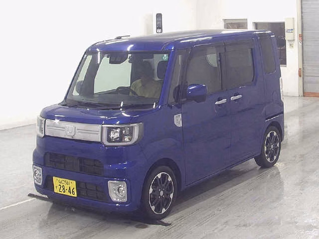 DAIHATSU WAKE
