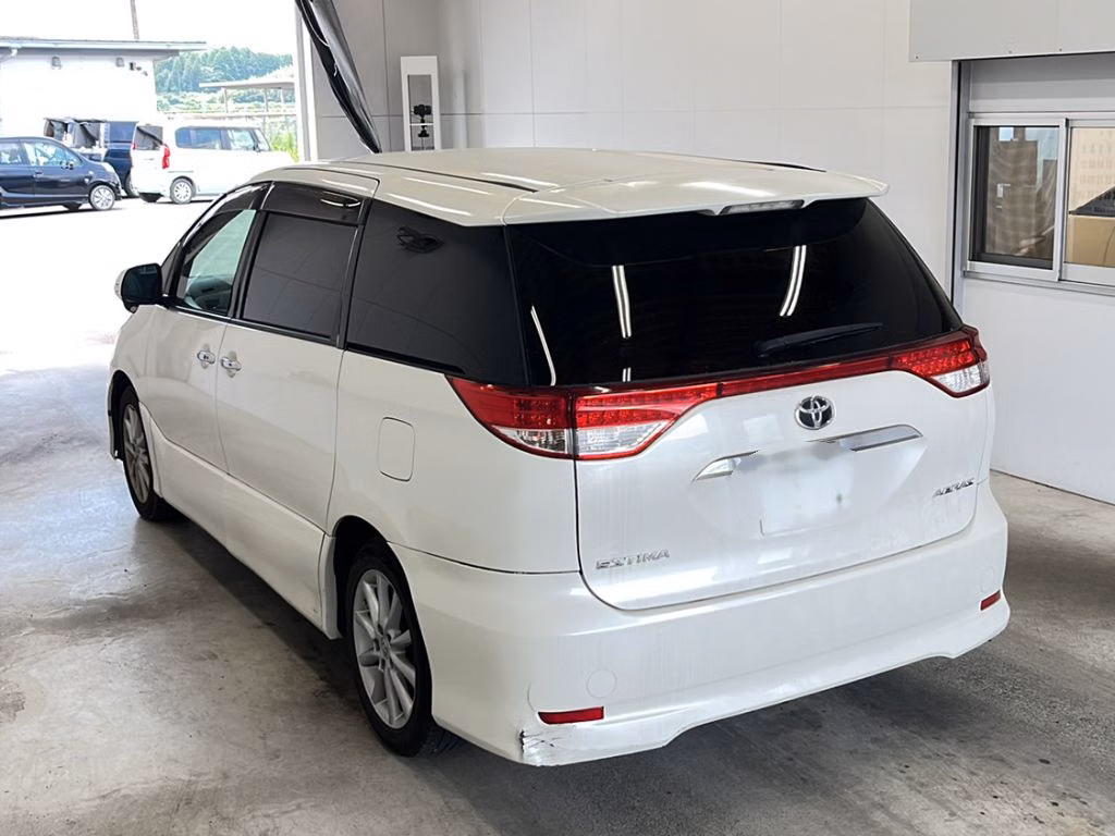 TOYOTA ESTIMA