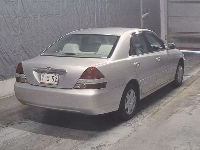 TOYOTA MARK II