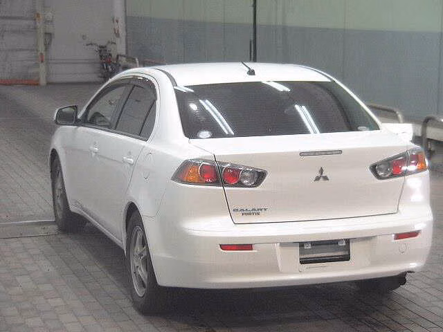 MITSUBISHI GALANT FORTIS