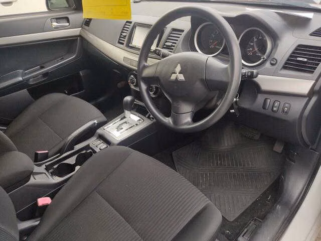 MITSUBISHI GALANT FORTIS