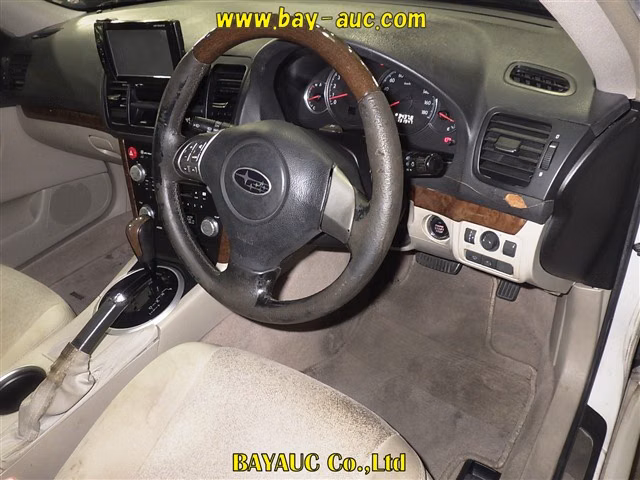 SUBARU LEGACY