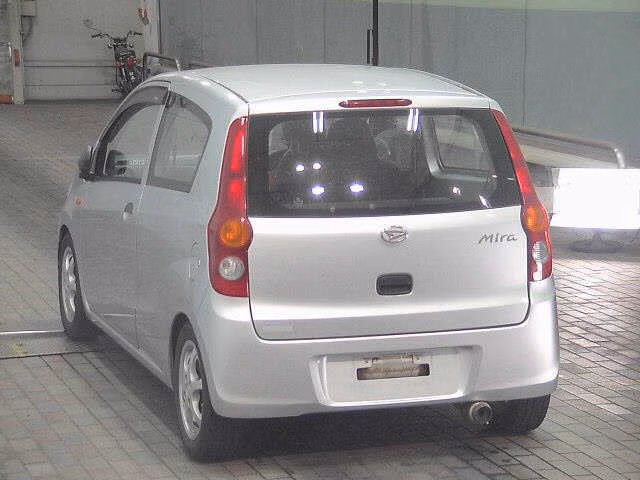 DAIHATSU MIRA