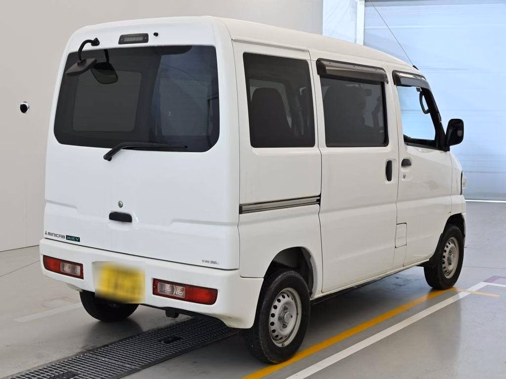 MITSUBISHI MINICAB MIEV