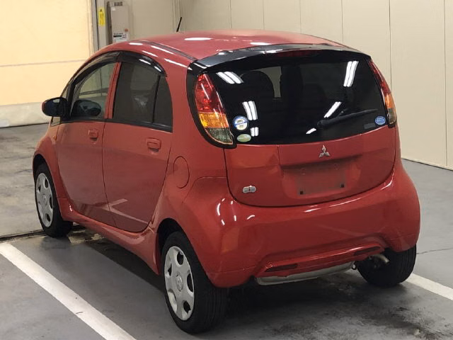 MITSUBISHI I