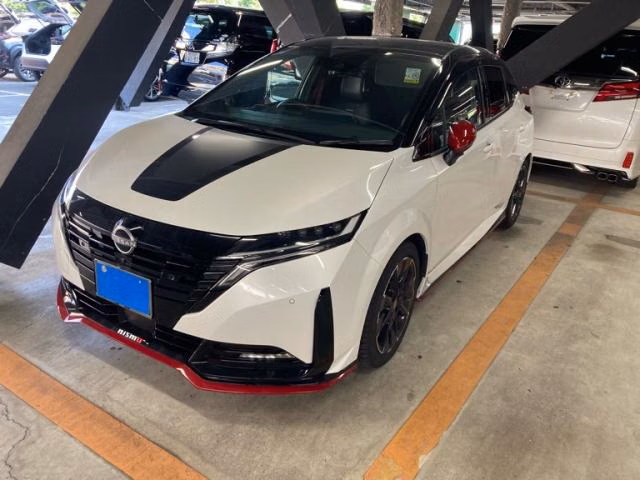NISSAN AURA