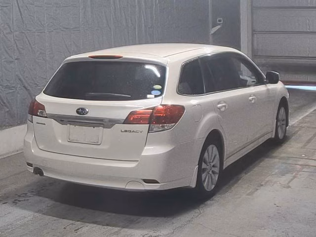 SUBARU LEGACY
